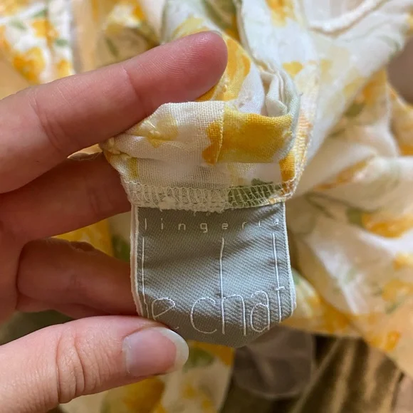 Two piece set - Picture 6 of 6